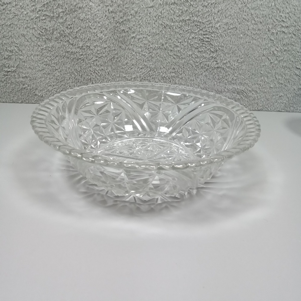 Vintage Clear Pressed Glass Starburst Diamond Cut Scalloped Rim Serving Bowl 8in
